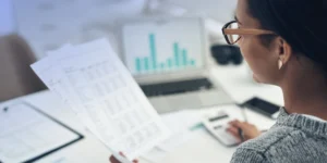 in-house-vs-outsource-accounting-services
