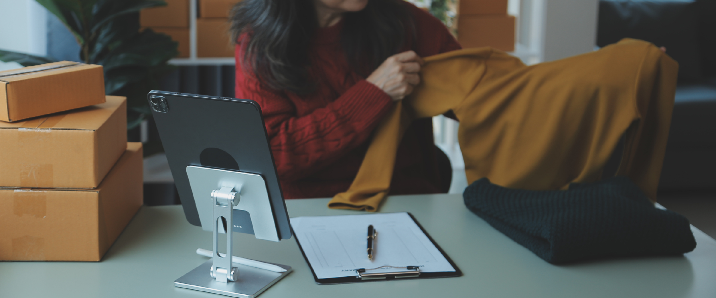 Understanding E-Commerce Outsourcing